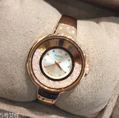 阿吉豆手表多少錢？阿吉豆手表什么價位？