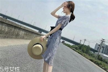 不會搭配衣服怎么辦？女生不會搭配怎么解決？