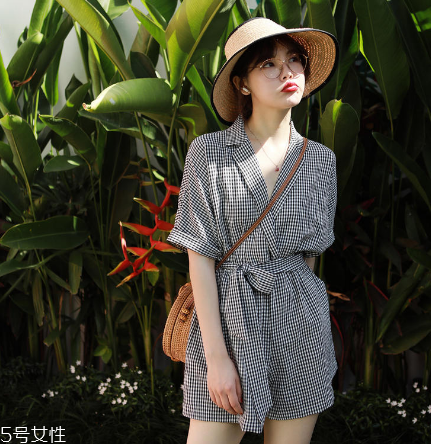 白領(lǐng)上班穿什么衣服？白領(lǐng)mm穿搭圖片