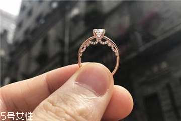 鉆戒上的鉆石會(huì)碎嗎？鉆戒的鉆碎了怎么辦？