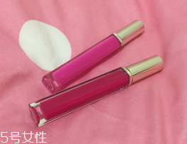 雅詩(shī)蘭黛戀愛(ài)唇釉有幾種質(zhì)地 雅詩(shī)蘭黛戀愛(ài)唇釉試色