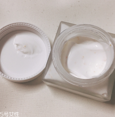 素顏霜大概多少錢？性價(jià)比高的素顏霜推薦