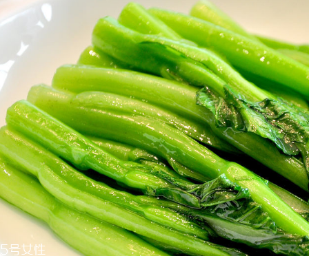 芥蘭和橄欖菜的區(qū)別 芥蘭是橄欖菜嗎？