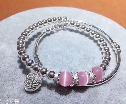 貓眼石有什么寓意？貓眼石的寓意是什么？