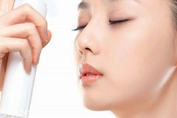化妝水是保濕水嗎？化妝水是保濕用的嗎？
