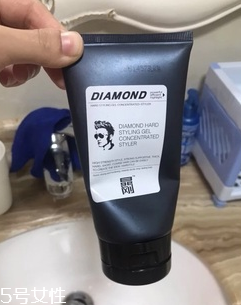 定型啫喱膏怎么用？三步打造完美發(fā)型