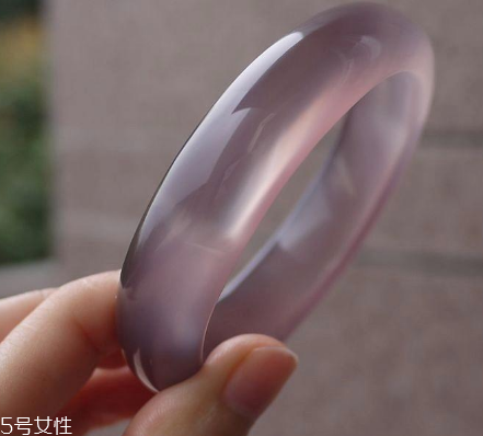 玉髓手鐲有什么好處？玉髓手鐲的功效