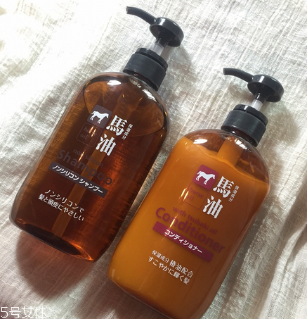 馬油洗發(fā)水防脫發(fā)嗎？馬油洗發(fā)水有防脫發(fā)功效嗎？