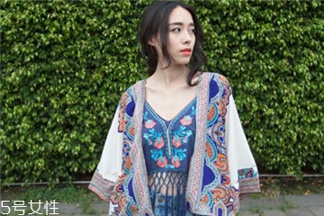 平胸女生夏天穿什么？平胸也能穿出高級感