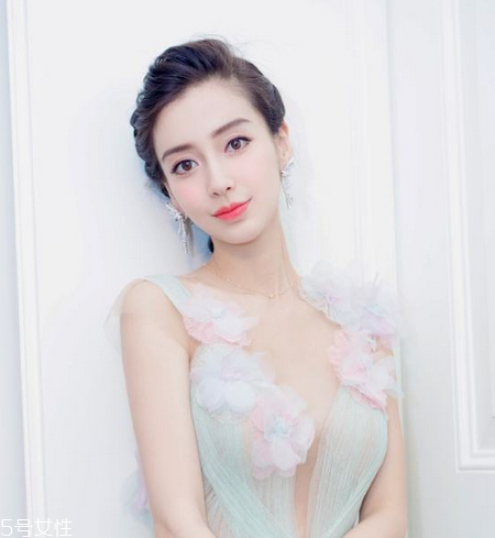 染發(fā)可以只染發(fā)尾嗎？染發(fā)怎么染發(fā)尾？