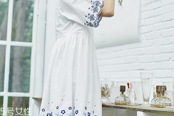 棉麻衣服容易皺怎么辦？這些妙招來(lái)幫你
