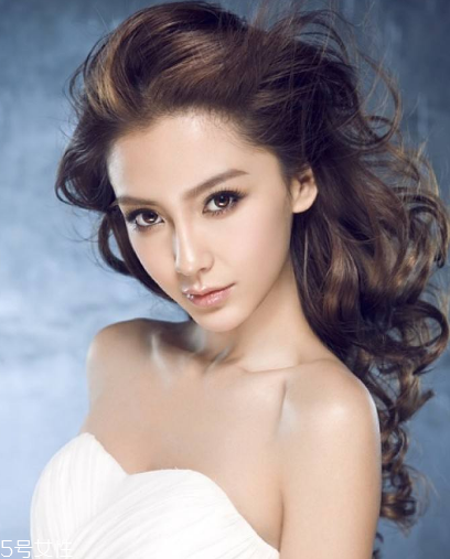 染發(fā)好還是漂發(fā)好？染發(fā)or漂發(fā)選哪個(gè)