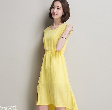 棉麻長裙子怎么搭配？文藝妹紙都這樣穿