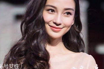 染發(fā)發(fā)根顏色淺怎么辦？這個(gè)辦法輕松解決