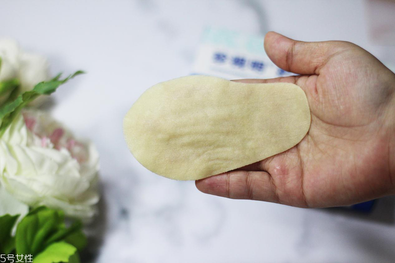 珍視明護(hù)眼貼有用嗎 給眼睛來(lái)一片面膜吧