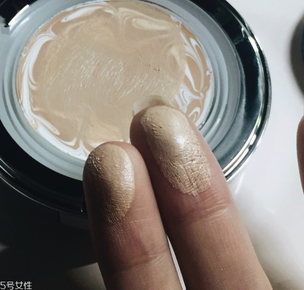 愛敬氣墊13號(hào)色怎么樣？愛敬氣墊水粉霜使用心得