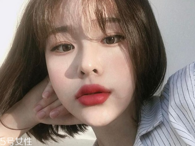 雙下巴吸脂手術安全嗎？