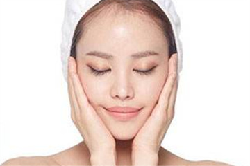 臉部水腫怎么消除？是什么原因