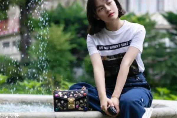 miumiu七夕限定包包在哪買 抓緊時(shí)間搶購(gòu)