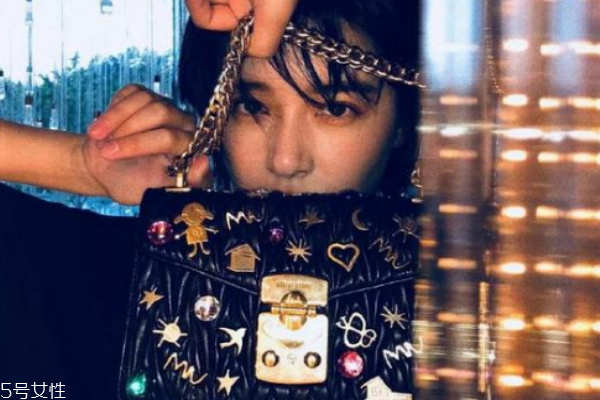 miumiu七夕限定包包在哪買 抓緊時(shí)間搶購(gòu)
