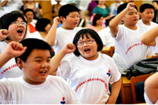 應(yīng)該注意小孩脂肪和膽固醇的攝取量嗎？