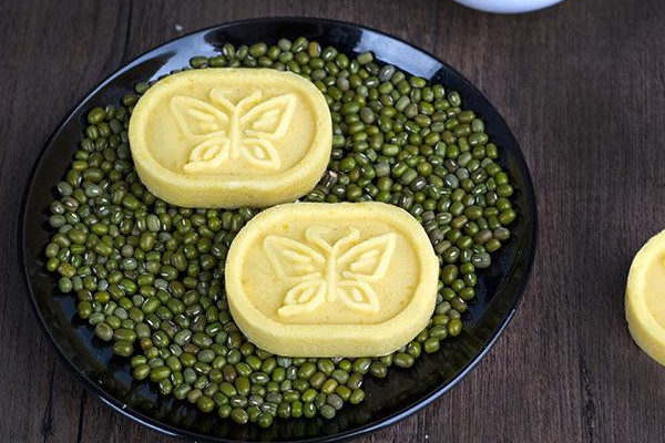 綠豆糕是蒸的嗎？南北綠豆糕的區(qū)別