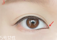 日常眼線(xiàn)怎么畫(huà) 眼頭眼線(xiàn)的畫(huà)法步驟圖