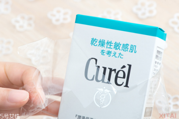 珂潤卸妝啫喱和卸妝蜜哪個(gè)好 珂潤卸妝啫喱真假辨別