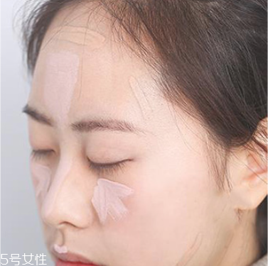 哪個(gè)牌子的遮瑕膏好用 遮瑕可以很簡單