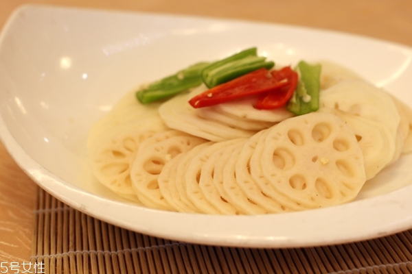 蓮藕為什么會(huì)變黑 是正?，F(xiàn)象