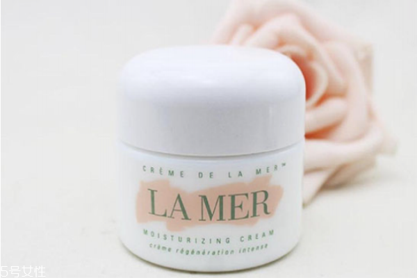 海藍(lán)之謎和嬌蘭哪個好 嬌蘭和lamer對比