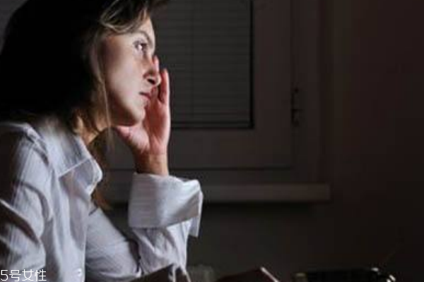 女性熬夜的危害？那些不為人知的秘密
