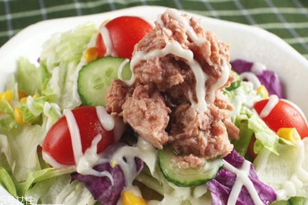 瘦身水果沙拉的做法 營(yíng)養(yǎng)瘦身早餐食譜
