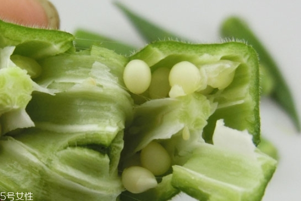 秋葵是哪里的特產(chǎn) 來自外國(guó)