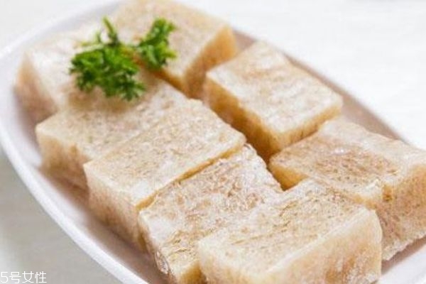 凍豆腐是怎么做成的 凍豆腐的食療作用