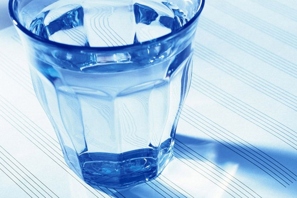 開(kāi)水燙傷可以用蘆薈膠嗎？燙傷可以用蘆薈擦嗎？