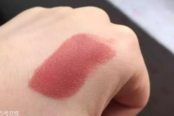 滋潤(rùn)又顯白的口紅推薦 滋潤(rùn)的大牌口紅排行榜