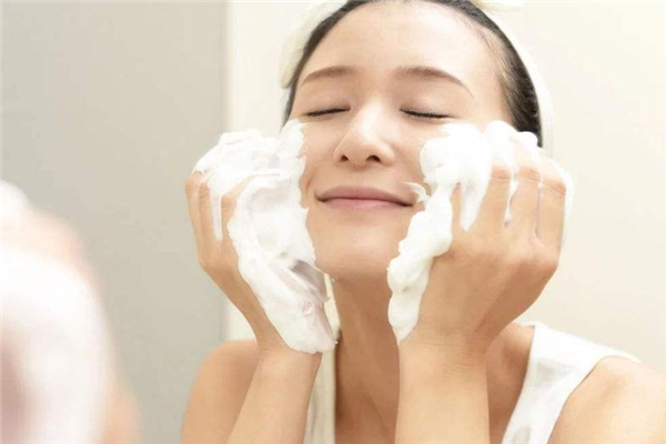 解決女性手腳冰冷、緩經(jīng)痛必吃8大食材