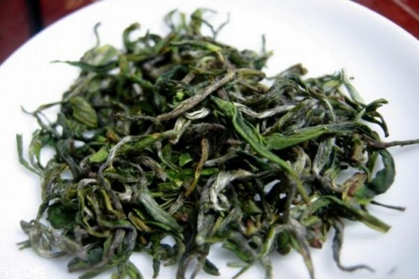 徑山茶和龍井茶哪個(gè)好 徑山茶有多少等級