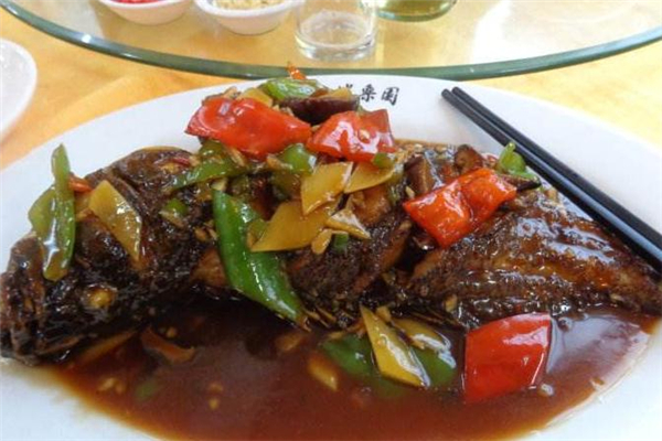 紅燒石斑魚的做法 家常做法很簡(jiǎn)單