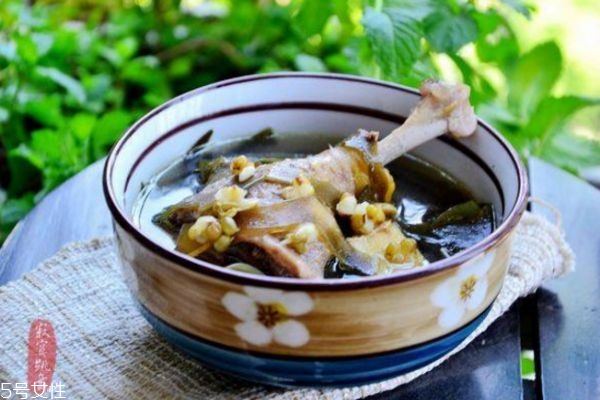 小孩夏天喝什么湯好 夏季飲食注意事項
