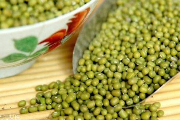 綠豆放久了還能吃嗎 綠豆長(zhǎng)蟲了還能吃嗎