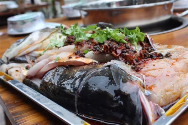 花鰱魚(yú)可以做水煮魚(yú)嗎 水煮花鰱的做法