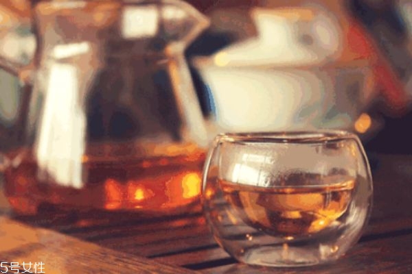 普洱茶是否存放越久越好 普洱茶最佳保質期