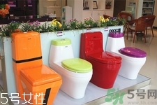 馬桶漏水的原因？馬桶漏水如何修理？