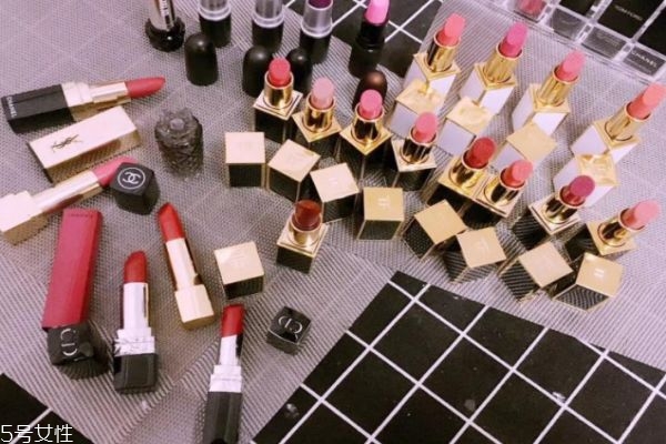 有哪些非常經(jīng)典或者一直非?；鸬目诩t 最火口紅排行榜