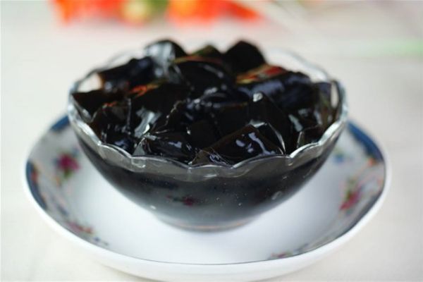 龜苓膏粉是什么做的 如何辨別龜苓膏粉的好壞