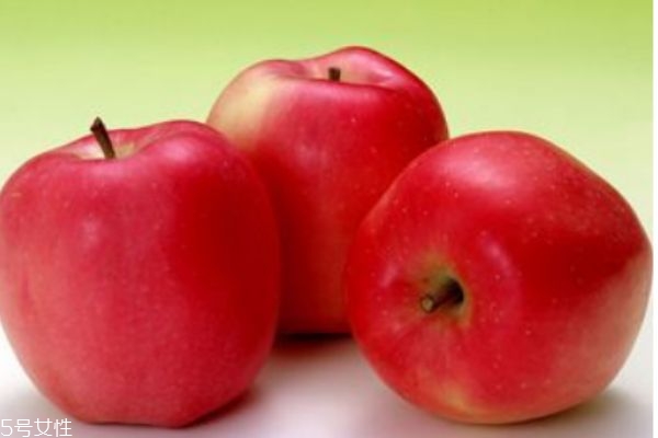 一天中什么時(shí)候吃蘋(píng)果最好 蘋(píng)果有什么功效呢