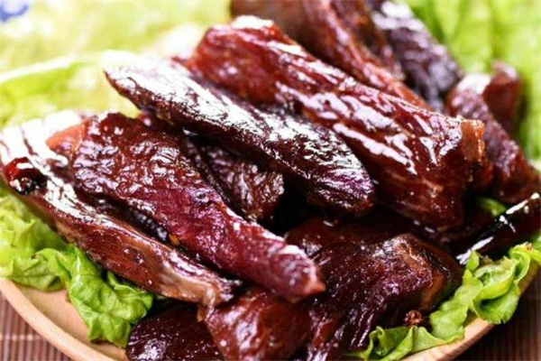 牛肉干有白點(diǎn)還能吃嗎 牛肉干放久了會壞嗎