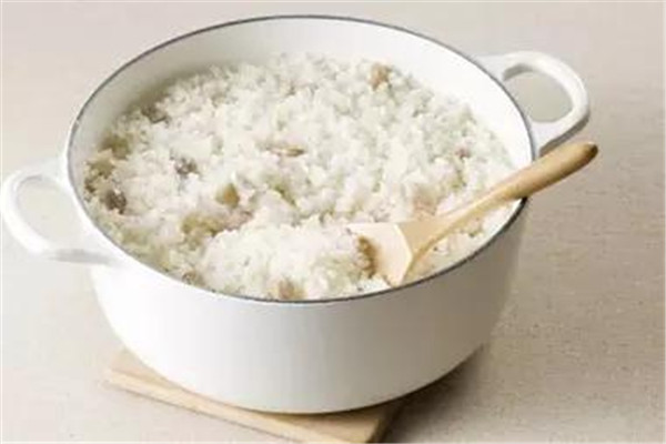 米飯是不是全谷類(lèi)食物 米飯屬于什么食物